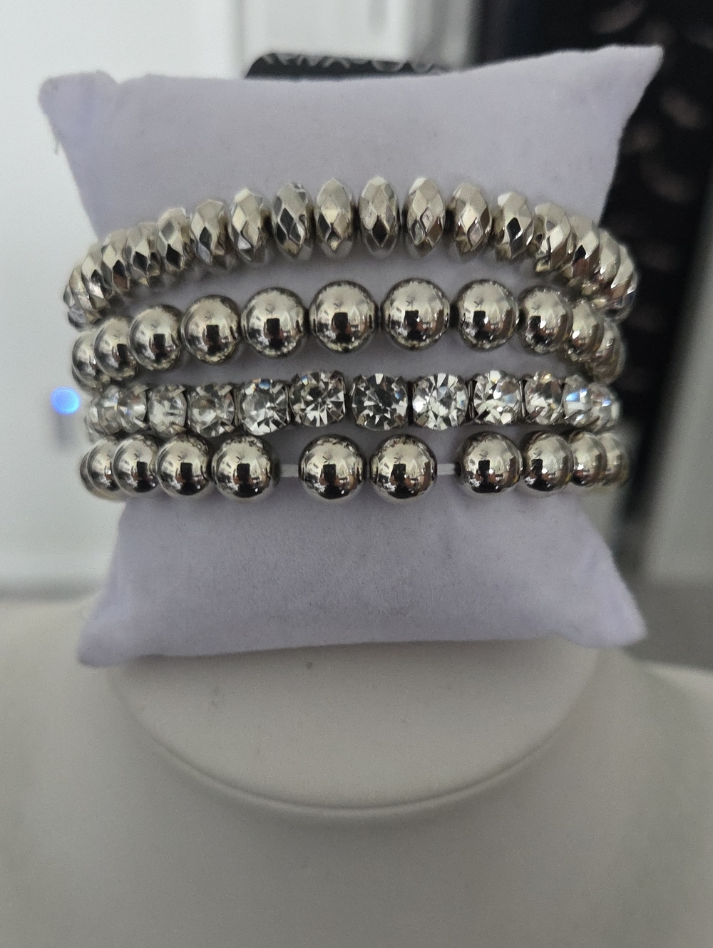 Paparazzi Confined Cjaracter White Bracelet NWT